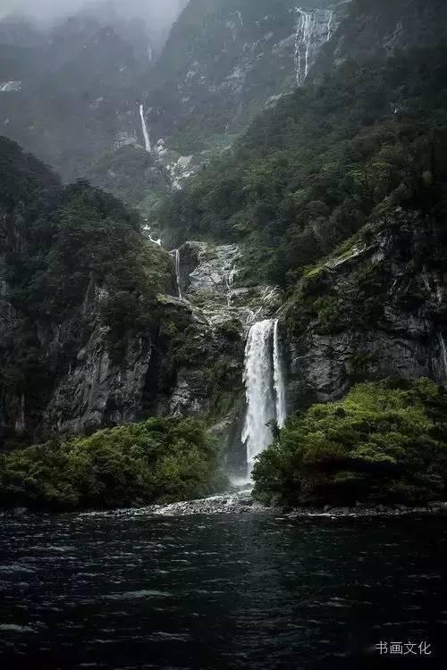《知识星球平台很多明星表示自己拒绝拍吻戏,这是不是不敬业的表现呢?,探索无限智慧》